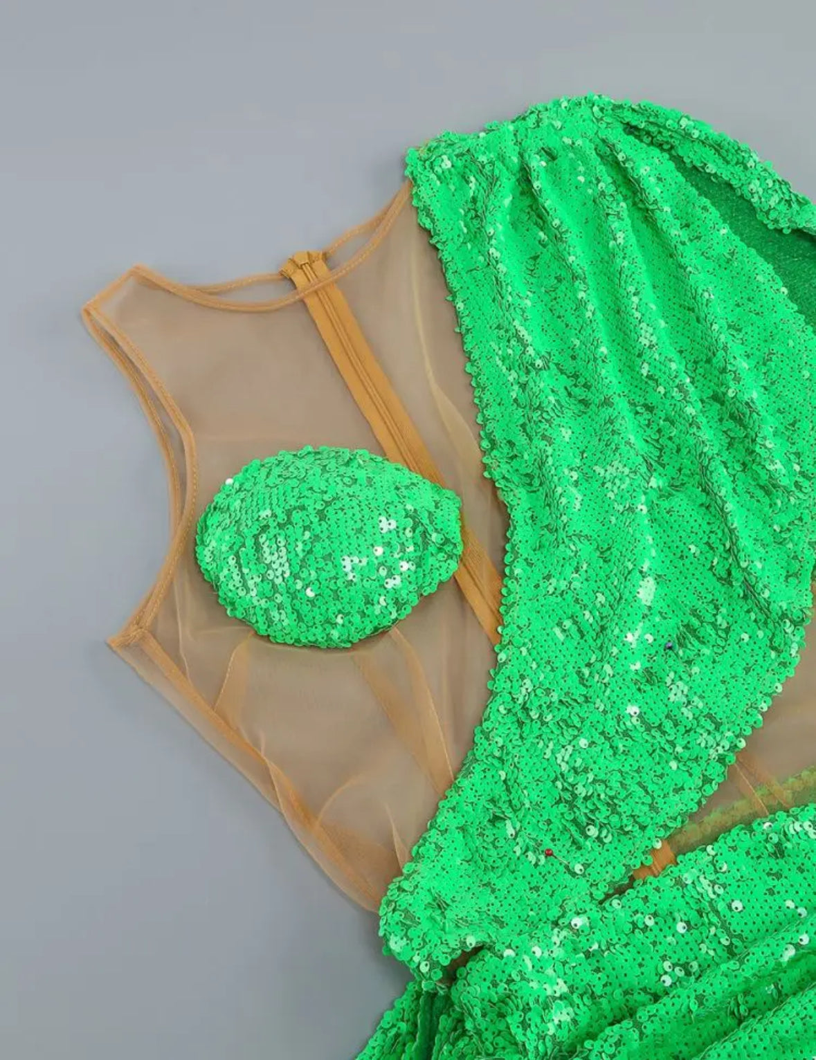 “VERA” sequin dress 💚